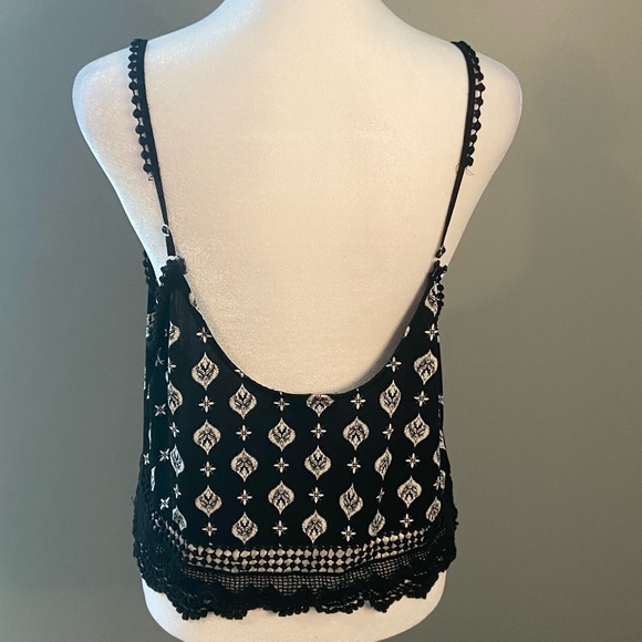 Mason + Mackenzie black and white cami shirt - Picture 4 of 7